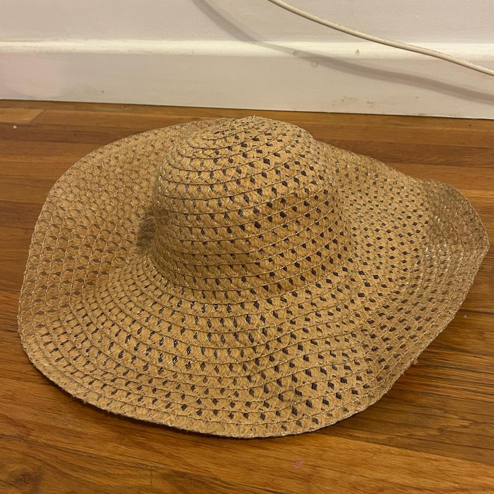 Stylish Tan Woven Sun Hat